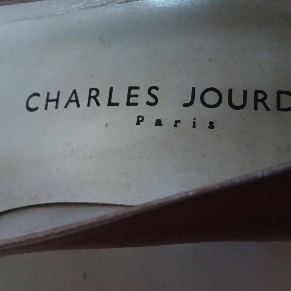Charles Jourdan Taupe Pump 7.5M.Vintage - Picture 3 of 8